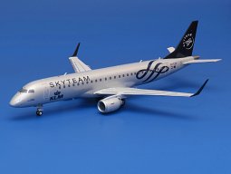Embraer 190STD KLM Cityhopper SKYTEAM PH-EZX, JC Wings,  1:200